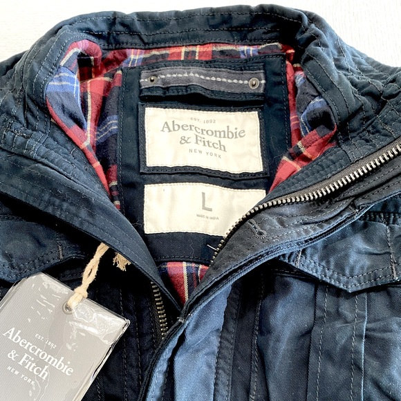 ‼️SALE‼️NWT - ABERCROMBIE & FITCH Jacket - Picture 3 of 15